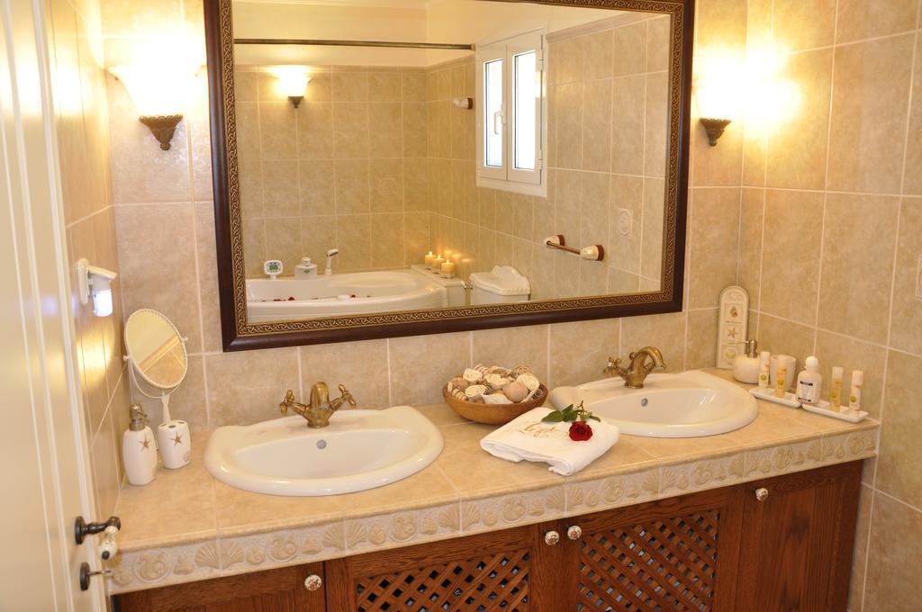 Villa Romantica Перама Экстерьер фото